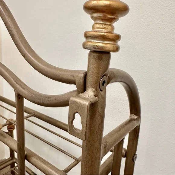 Vintage metal 2 tier wall table shelf gold brass tones tassels gorgeous like new - Picture 12 of 15